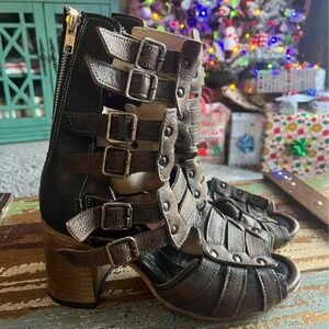 Freebird Zane strappy sandals